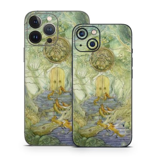 Green Gate iPhone 13 Series Skin