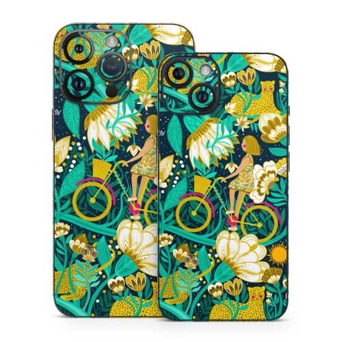 Cheetah Garden iPhone 14 Series Skin