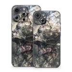 Coma iPhone 15 Series Skin