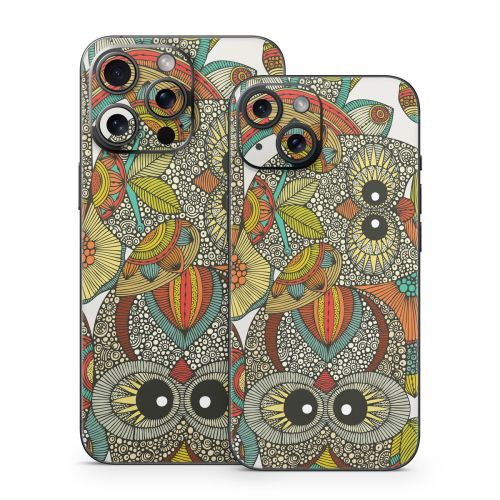 4 owls iPhone 15 Series Skin