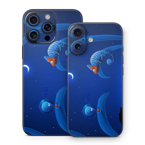 Alien and Chameleon iPhone 16 Series Skin