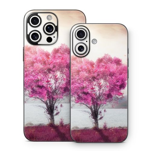 Love Tree iPhone 16 Series Skin