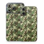 Woodland Camo iPhone 17 Series Skin