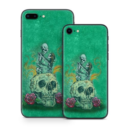 Amor Eterno iPhone 8 Series Skin