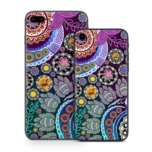 Mehndi Garden iPhone 8 Series Skin