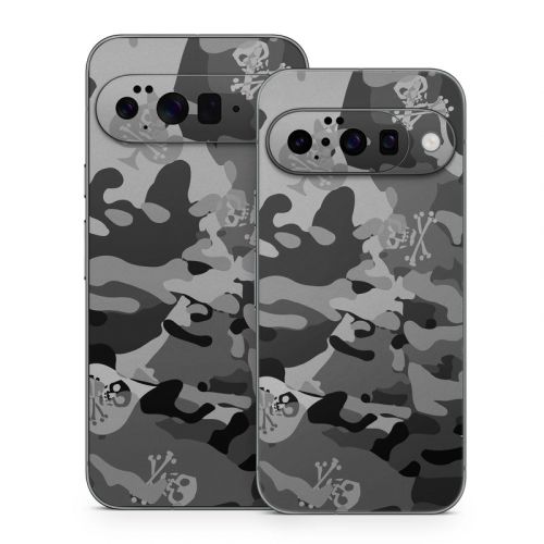 SOFLETE Black Multicam Google Pixel 10 Series Skin