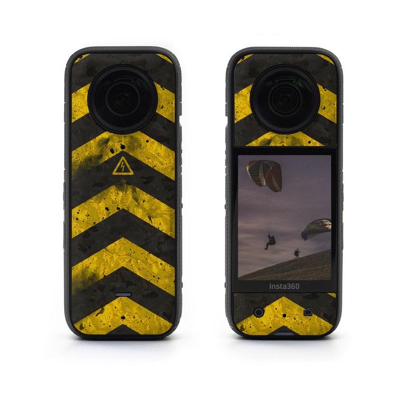 Insta360 X3 Skin design of Colorfulness, Road surface, Yellow, Rectangle, Asphalt, Font, Material property, Parallel, Tar, Tints and shades, with black, gray, yellow colors