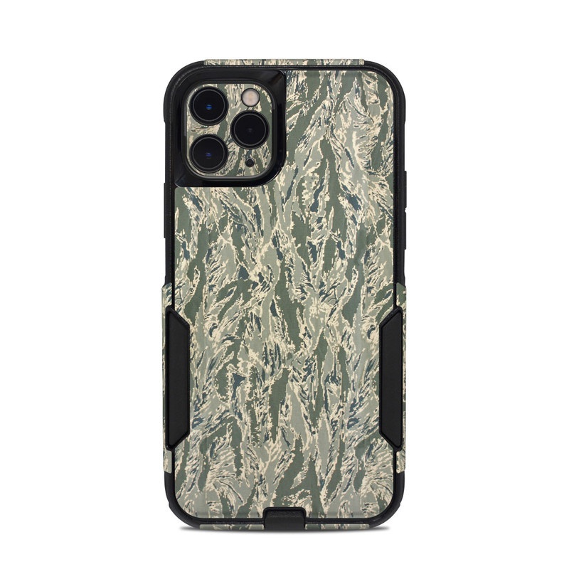 camo iphone 11 otterbox