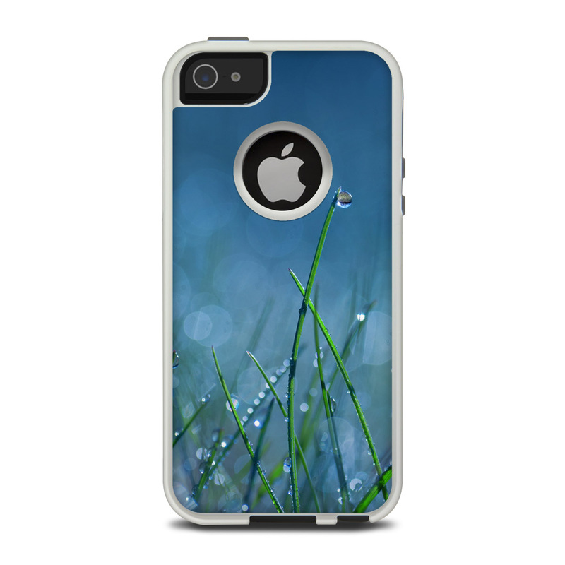 OtterBox Commuter iPhone 5 Case Skin design of Moisture, Dew, Water, Green, Grass, Plant, Drop, Grass family, Macro photography, Close-up, with blue, black, green, gray colors
