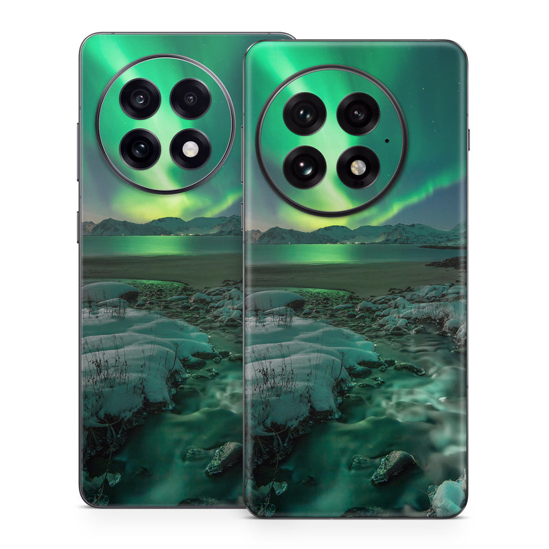 OnePlus 13 Series Skin design of Nature, Aurora, Sky, Geological phenomenon, Water, Atmosphere, Space, Landscape, World, Glacier, with white, green, blue, black, gray colors