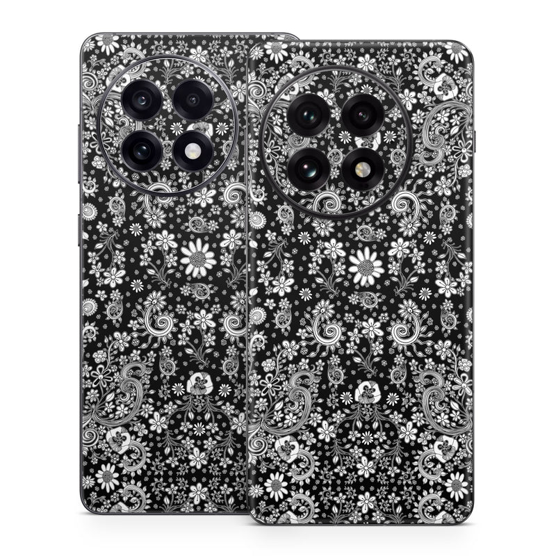 OnePlus 13 Series Skin design of Pattern, Monochrome, Design, Black-and-white, Visual arts, Textile, Motif, Monochrome photography, Symmetry, with black, white colors