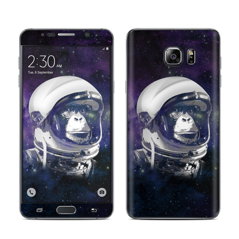Samsung Galaxy Note 5 Skin design of Helmet, Astronaut, Personal protective equipment, Illustration, Space, Outer space, Headgear, Fictional character, Sports gear, Football gear with black, gray, blue, white colors