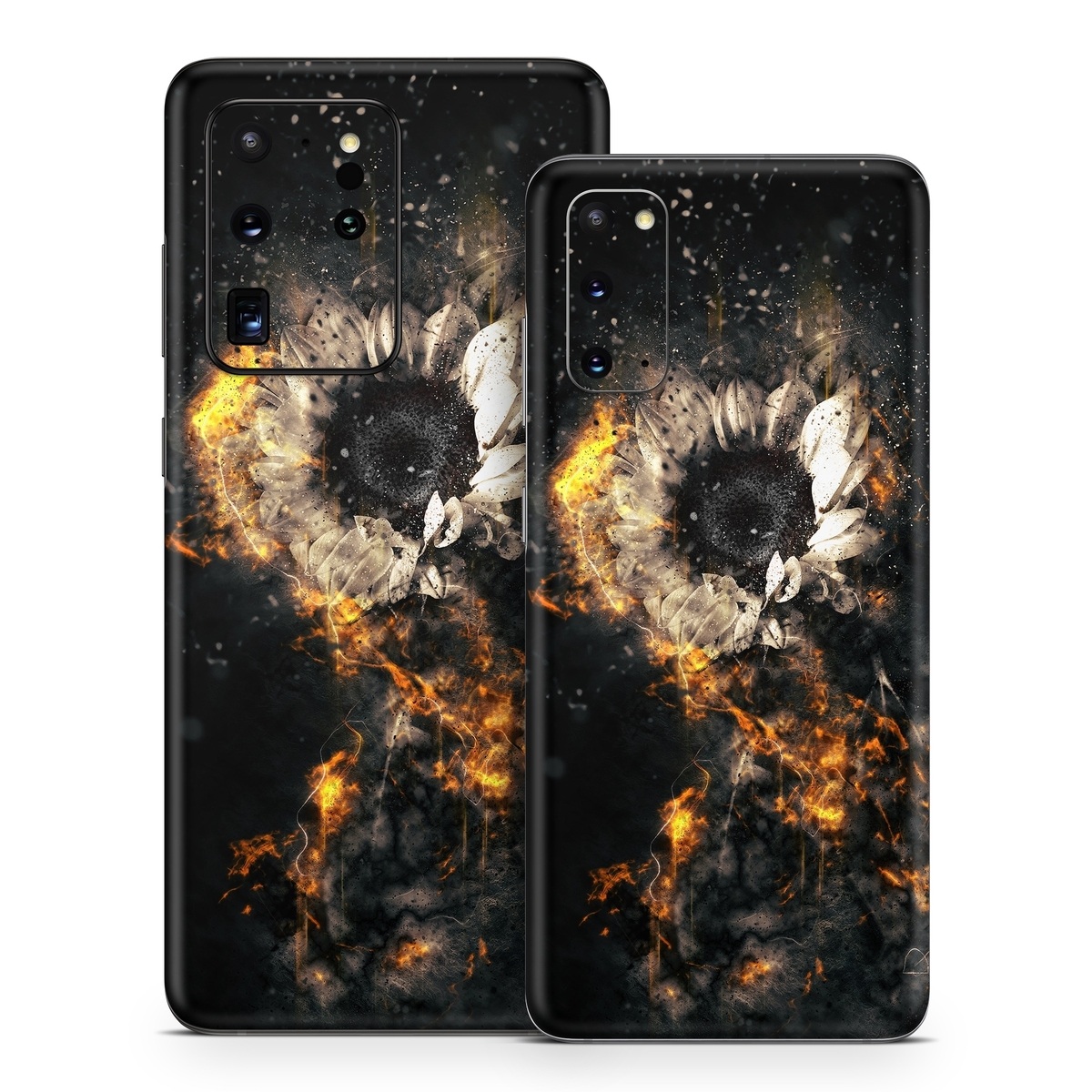 Samsung Galaxy S20 Series Skin design of Nature, Outer space, Sky, Atmosphere, Astronomical object, Space, Darkness, Astronomy, Universe, Nebula, with black, red, green, gray colors