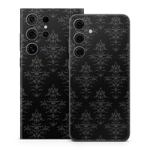 Deadly Nightshade Samsung Galaxy S24 Series Skin