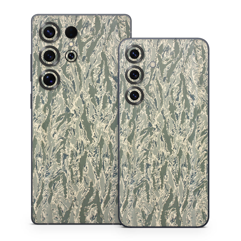 Samsung Galaxy S25 Series Skin design of Pattern, Grass, Plant, with gray, green colors