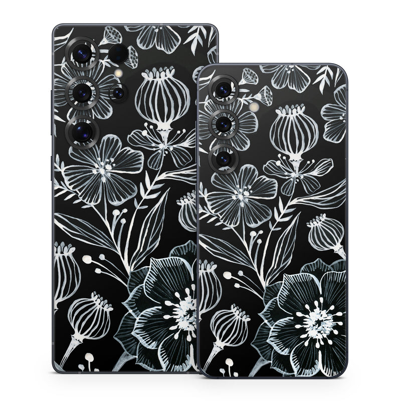 Samsung Galaxy S25 Series Skin design of Pattern, Black-and-white, Flower, Monochrome photography, Plant, Design, Monochrome, Botany, Wildflower, Visual arts, with black, white colors