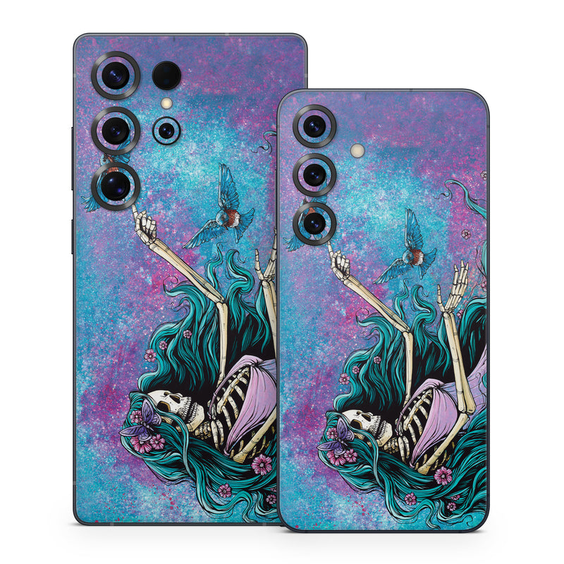 Samsung Galaxy S25 Series Skin design of Green, Purple, Painting, Paint, Art, Cg artwork, Mythical creature, Musical instrument, Graffiti, Artist, with blue, purple, white, gray, brown colors