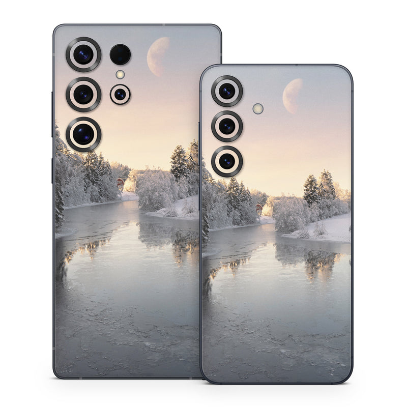 Samsung Galaxy S25 Series Skin design of Water, Cloud, Sky, Atmosphere, Water resources, Tree, Natural landscape, Moon, Snow, Dusk, with blue, black, yellow, orange, white colors