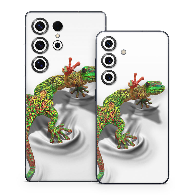 Samsung Galaxy S25 Series Skin design of Lizard, Reptile, Gecko, Scaled reptile, Green, Iguania, Animal figure, Wall lizard, Fictional character, Iguanidae, with white, gray, black, red, green colors