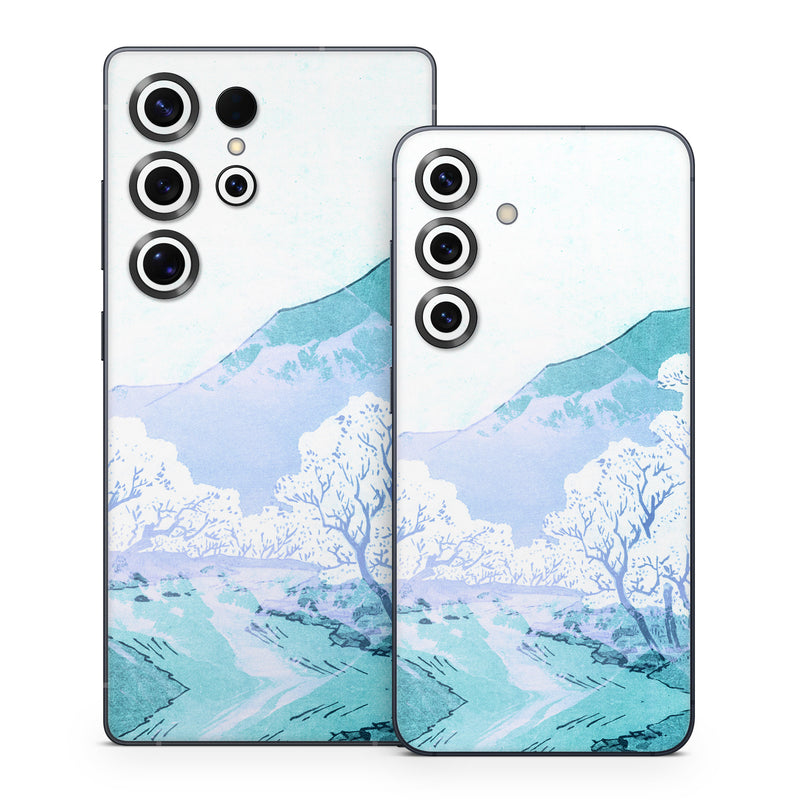 Samsung Galaxy S25 Series Skin design of Polar ice cap, Mountainous landforms, Glacial landform, Natural landscape, Mountain, Glacial lake, Glacier, Ice cap, Ice, Water, with white, blue, black colors