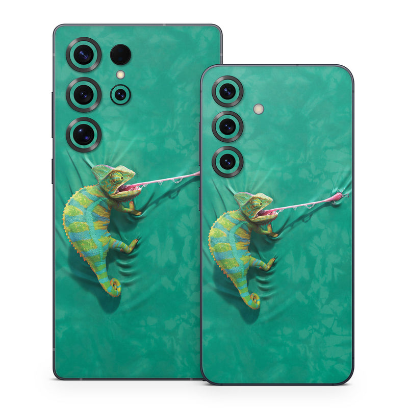 Samsung Galaxy S25 Series Skin design of Green, Fish, Tail, Chameleon, with blue, black, green, gray colors