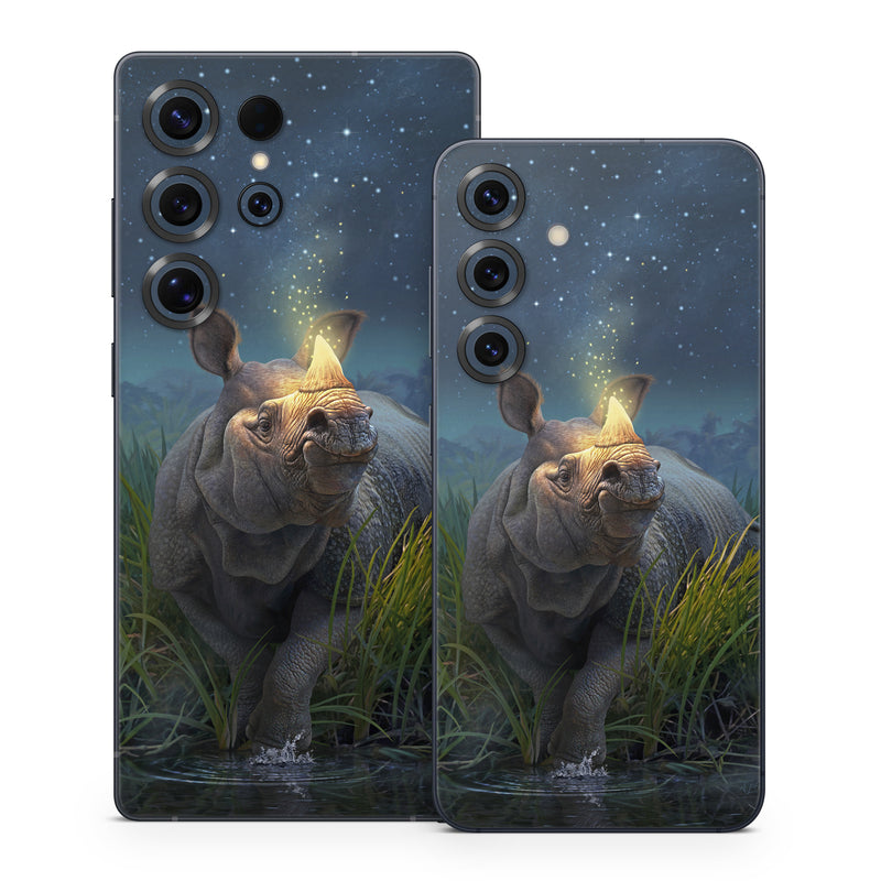 Samsung Galaxy S25 Series Skin design of Wildlife, Sky, Photography, Grass, Fawn, with blue, green, gray, yellow, white colors