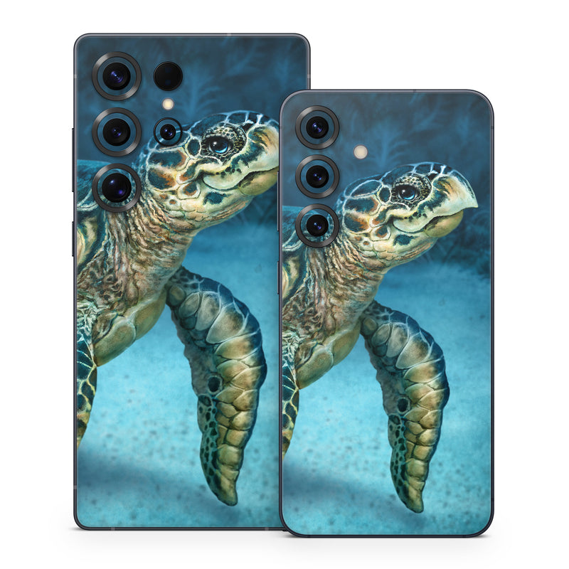 Samsung Galaxy S25 Series Skin design of Water, Nature, Organism, Reptile, Turtle, Hawksbill sea turtle, Underwater, Wildlife, Sea turtle, Reef, with green, gray, blue, white colors