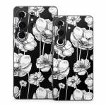 Striped Blooms Samsung Galaxy S26 Series Skin