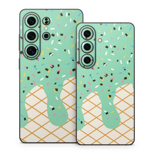 Mint Chocolate Chip Ice Cream Drip Samsung Galaxy S26 Series Skin