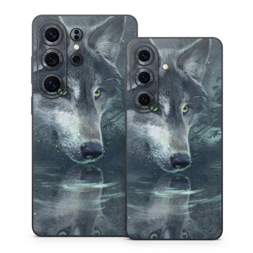 Wolf Reflection Samsung Galaxy S26 Series Skin