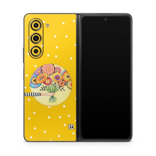 Giving Samsung Galaxy Z Fold5 Skin