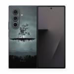 Flying Tree Black Samsung Galaxy Z Fold7 Skin