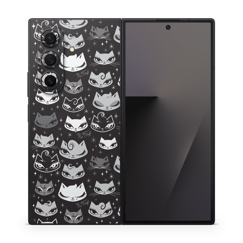 Samsung Galaxy Z Fold7 Skin design of Pattern, Design, Headgear, Hat, Smile, Team, Crowd, with black, white, gray colors