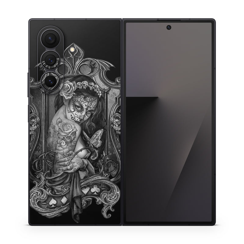 Samsung Galaxy Z Fold7 Skin design of Style, Art, Monochrome, Black-and-white, Monochrome Photography, Visual Arts, Illustration, Painting, Drawing, with black, white, gray colors