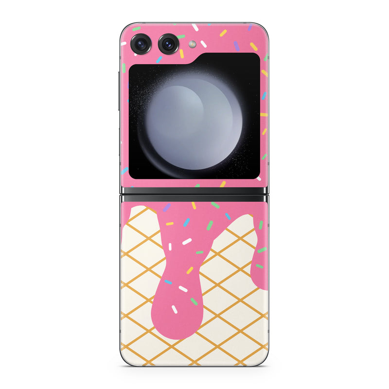 Samsung Galaxy Z Flip5 Skin design of Graphics, Child art, Wrapping Paper, Pattern, with white, brown, yellow, black, green, pink, orange, blue colors