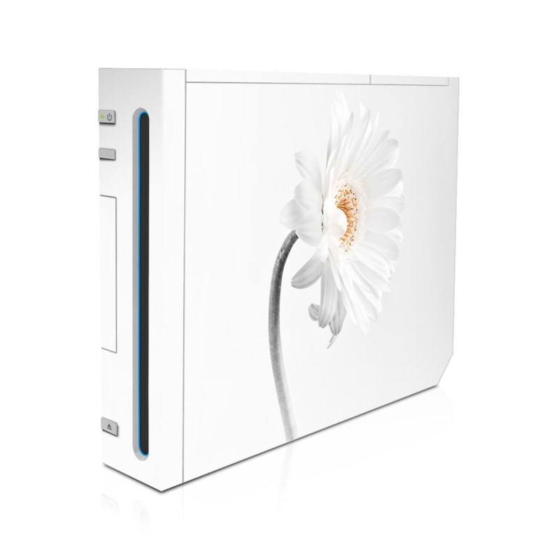 Wii Skin design of White, Hair accessory, Headpiece, Gerbera, Petal, Flower, Plant, Still life photography, Headband, Fashion accessory, with white, gray colors