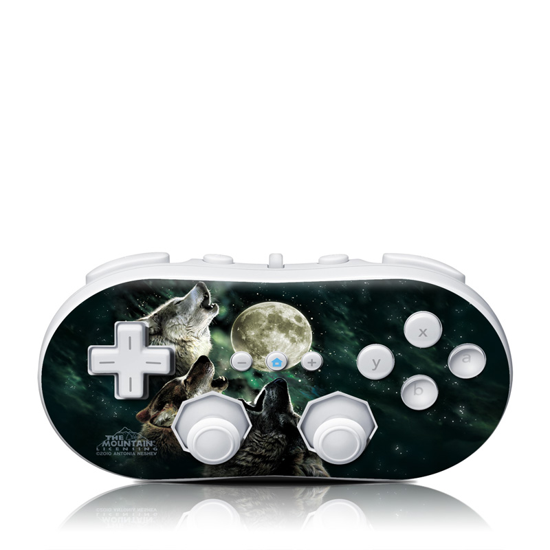 Wii Classic Controller Skin design of Wolf, Light, Astronomical object, Moon, Wildlife, Organism, Moonlight, Sky, Atmosphere, Celestial event, with black, gray, green colors