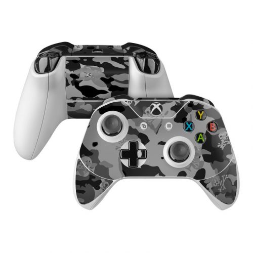 SOFLETE Black Multicam Xbox One Controller Skin